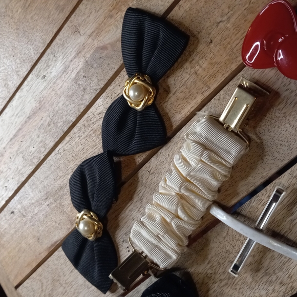 C-9 lot - Picture 4 of 6